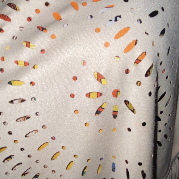 Boho Cut Out Fringed Shawl/Wrap - Picture 3 of 6